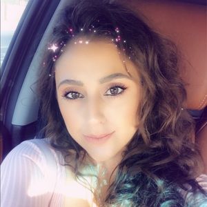 Meet your Posher, Maria m